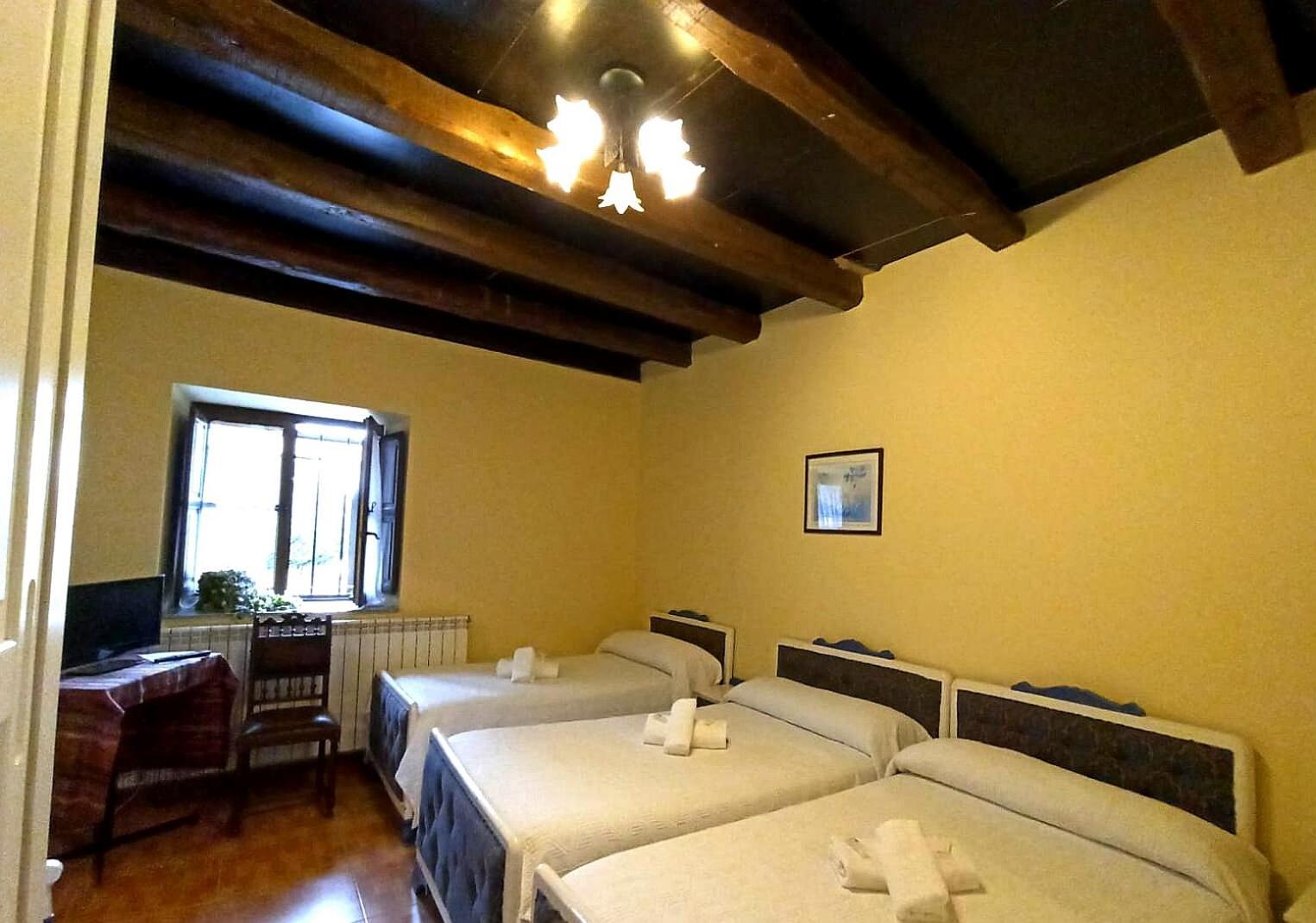 Palacio del Conde de Rebolledo Villaviciosa de la Ribera Habitación foto